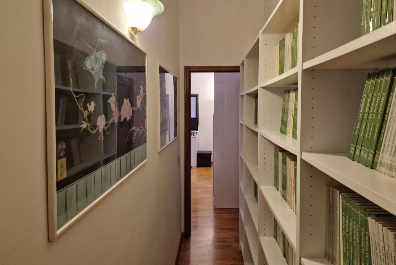 Arezzo Charming Apartment Buitenkant foto